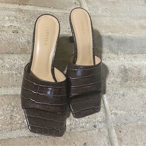 Carvela Dark Brown Croc-Embossed Heels